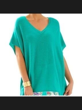 Lilly Pulitzer 100% Cashmere Chloe Poncho Sweater Size XS/S